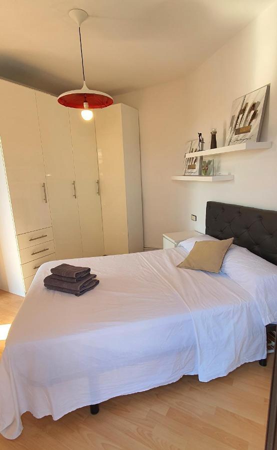 Lovely & Sky View Sagrada Familia Apartment Barcelona